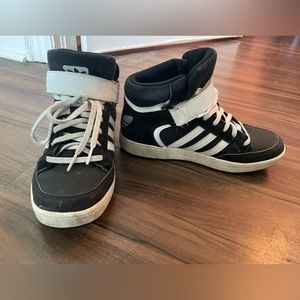Adidas Forum mid shoes
